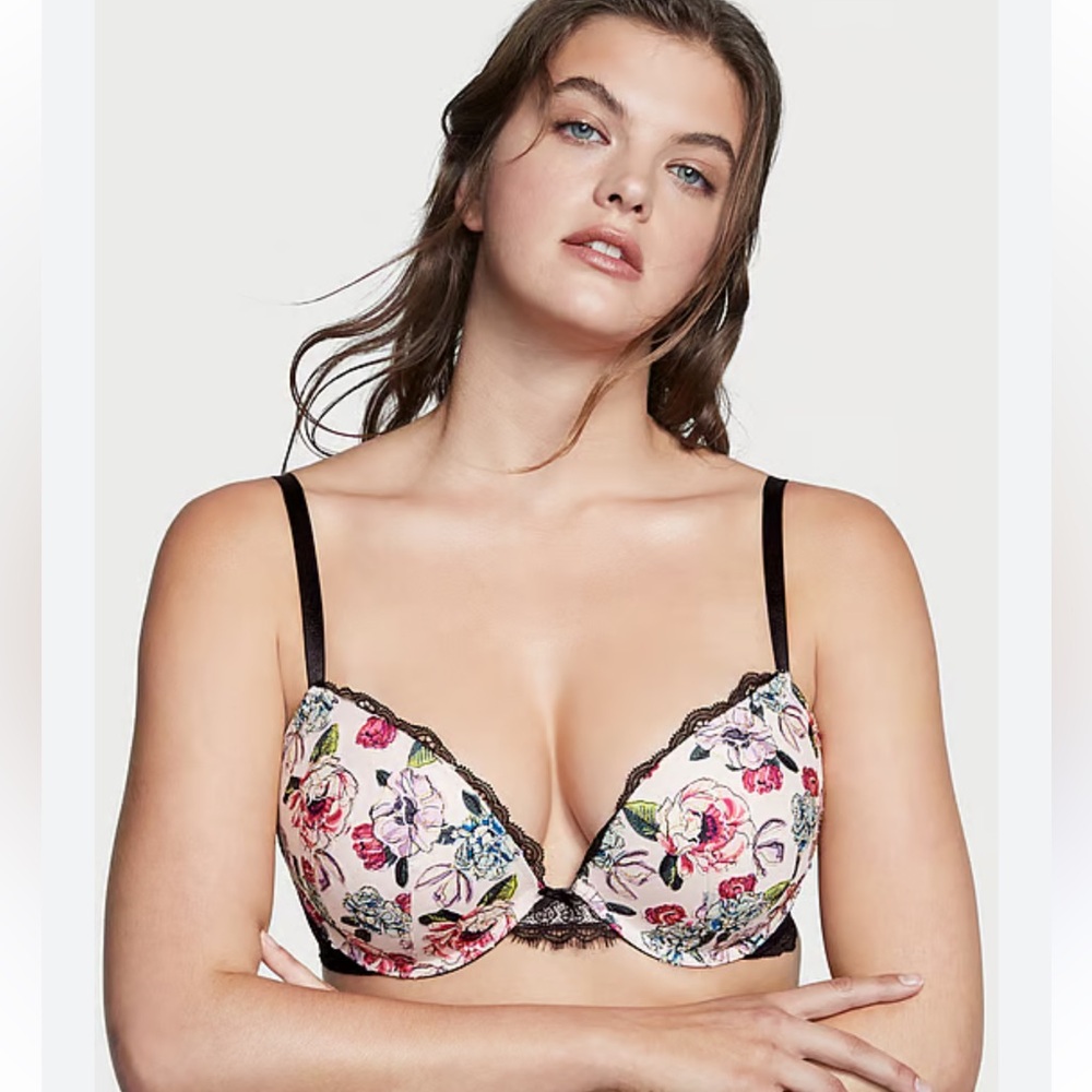 Brand new Victorias Secret dream angel bra